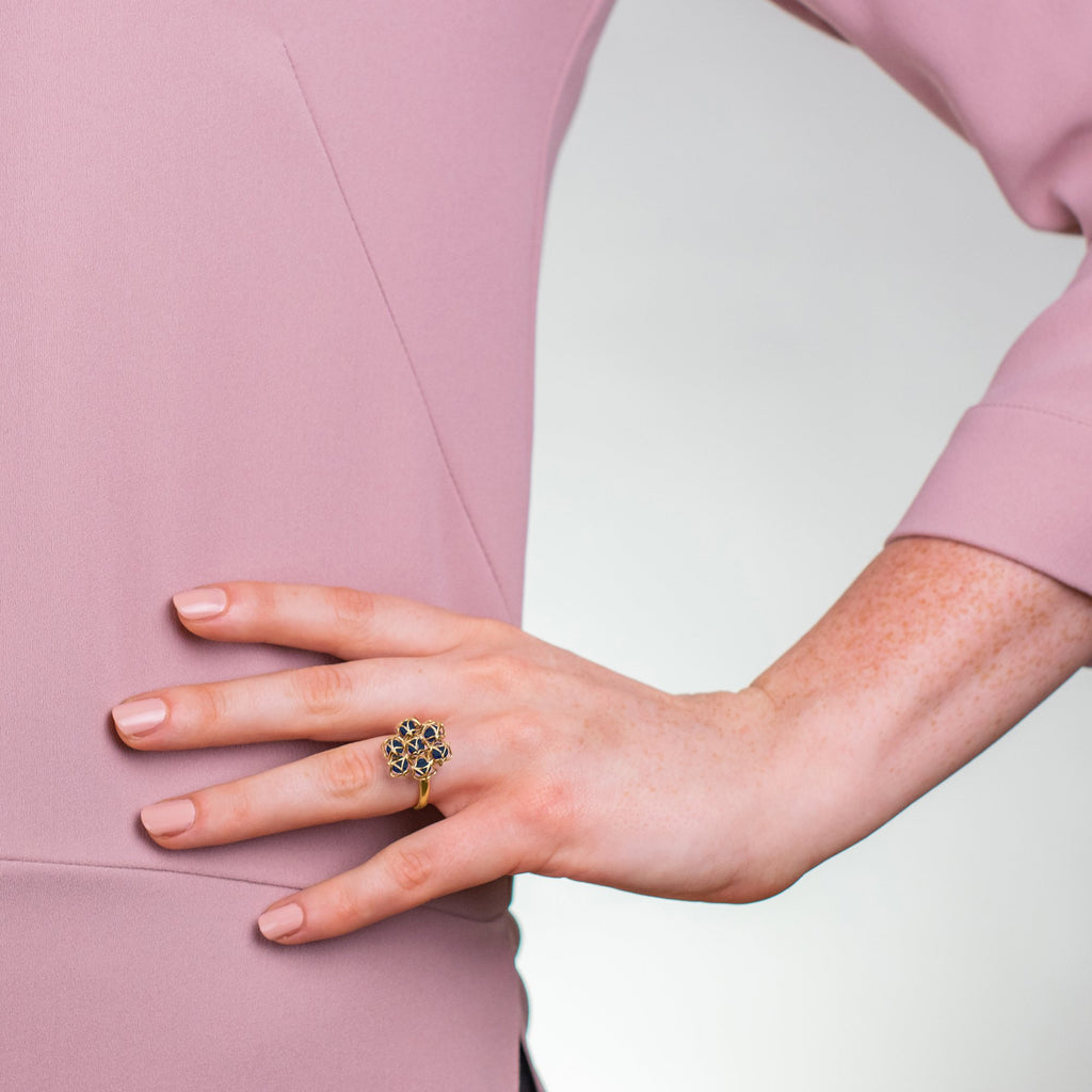 Designer ring EMBRACE LONDON SKY Flower Ring - Boltenstern